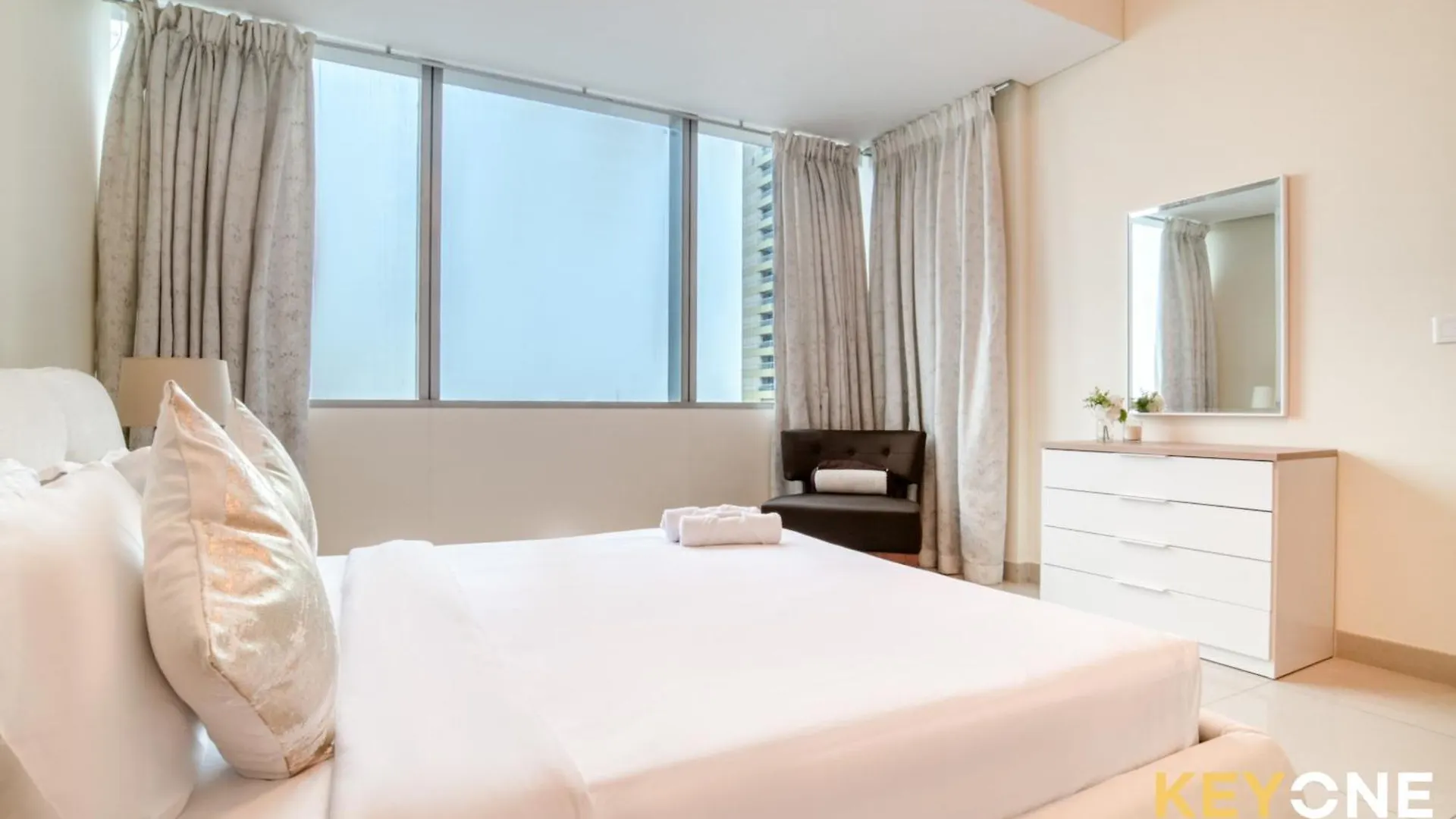 Captivating Sky & Sea Views In Two Bedroom Suite United Arab Emirates