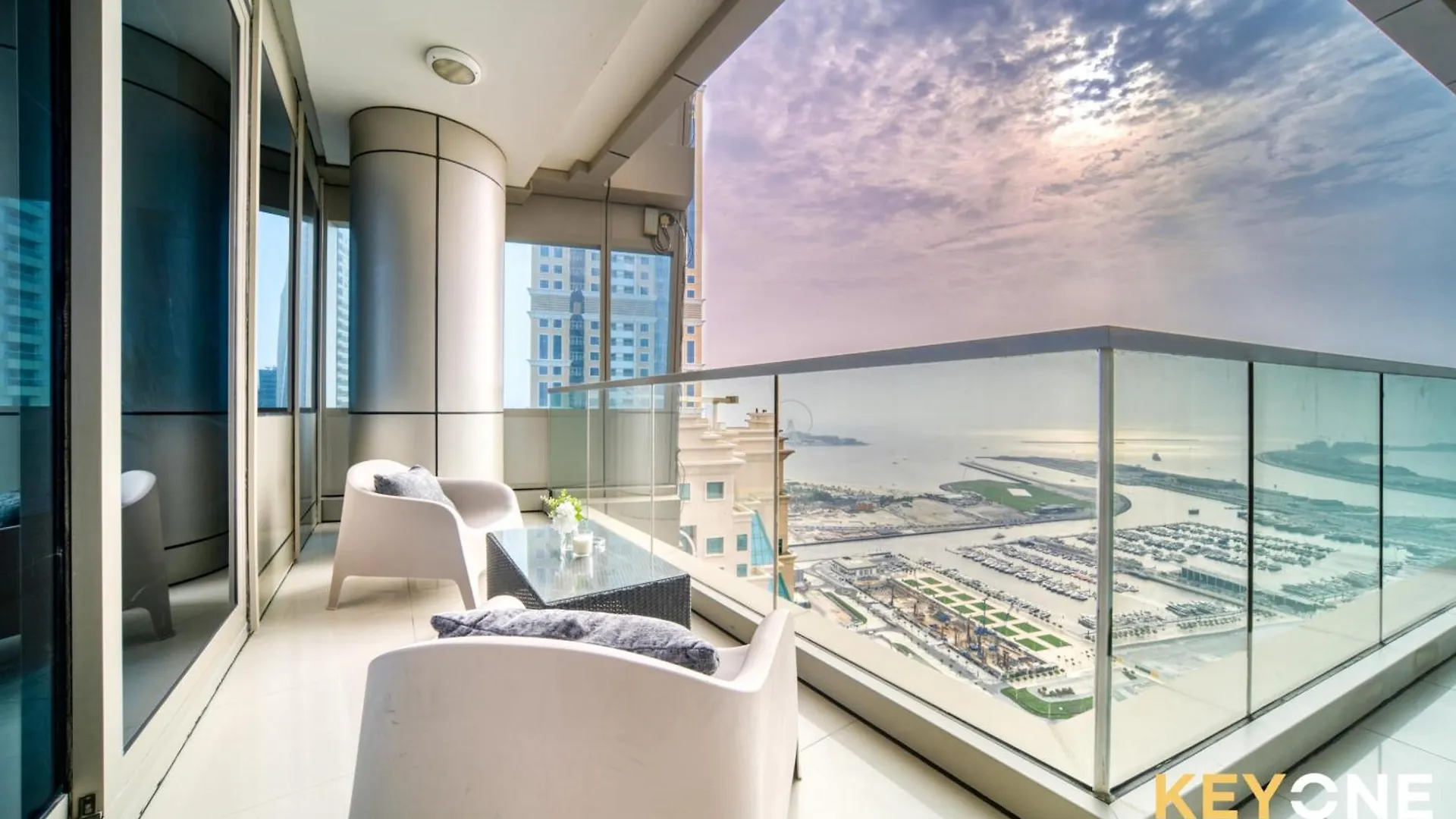 Captivating Sky & Sea Views In Two Bedroom Suite