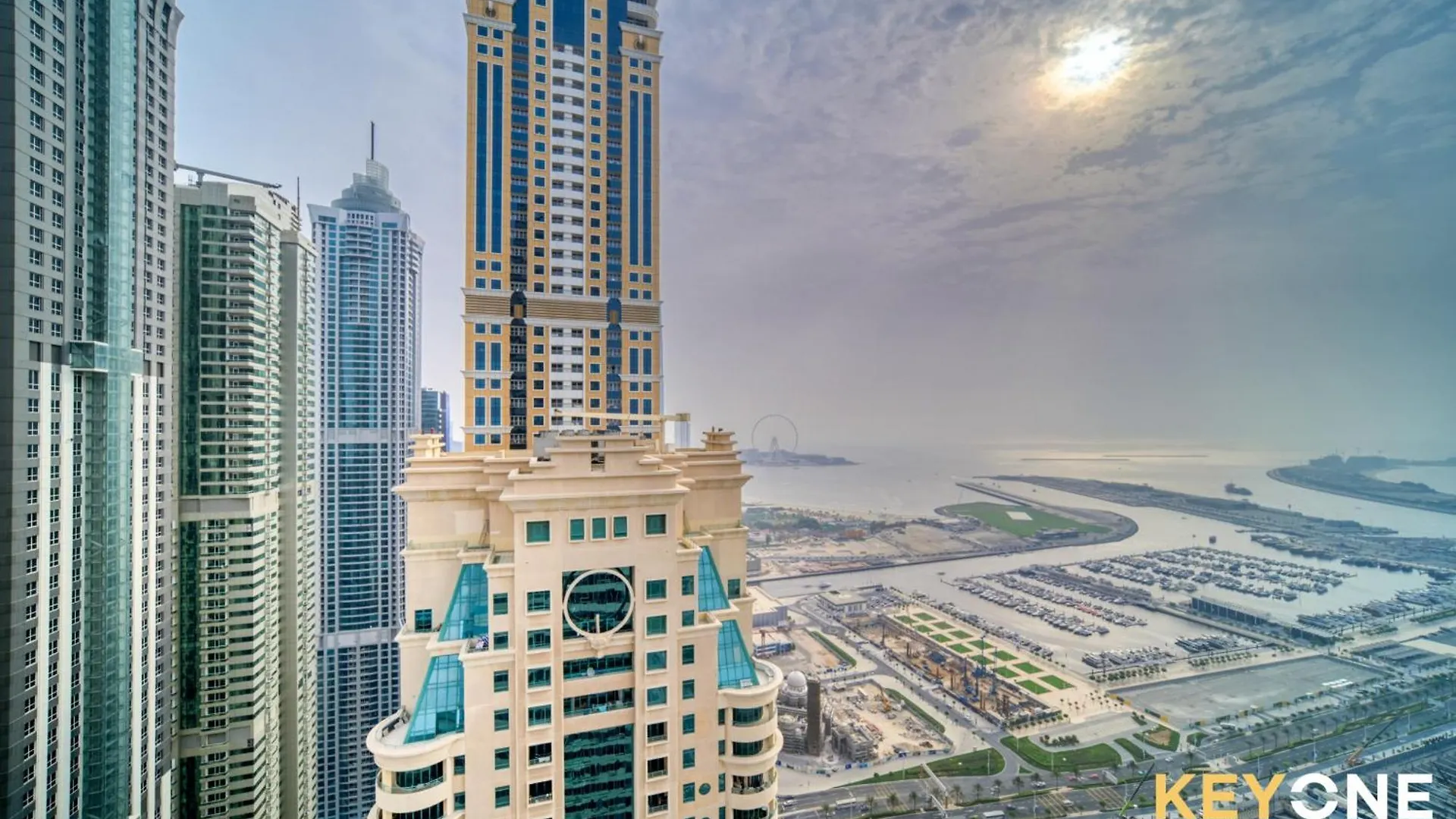 Captivating Sky & Sea Views In Two Bedroom Suite Dubaj